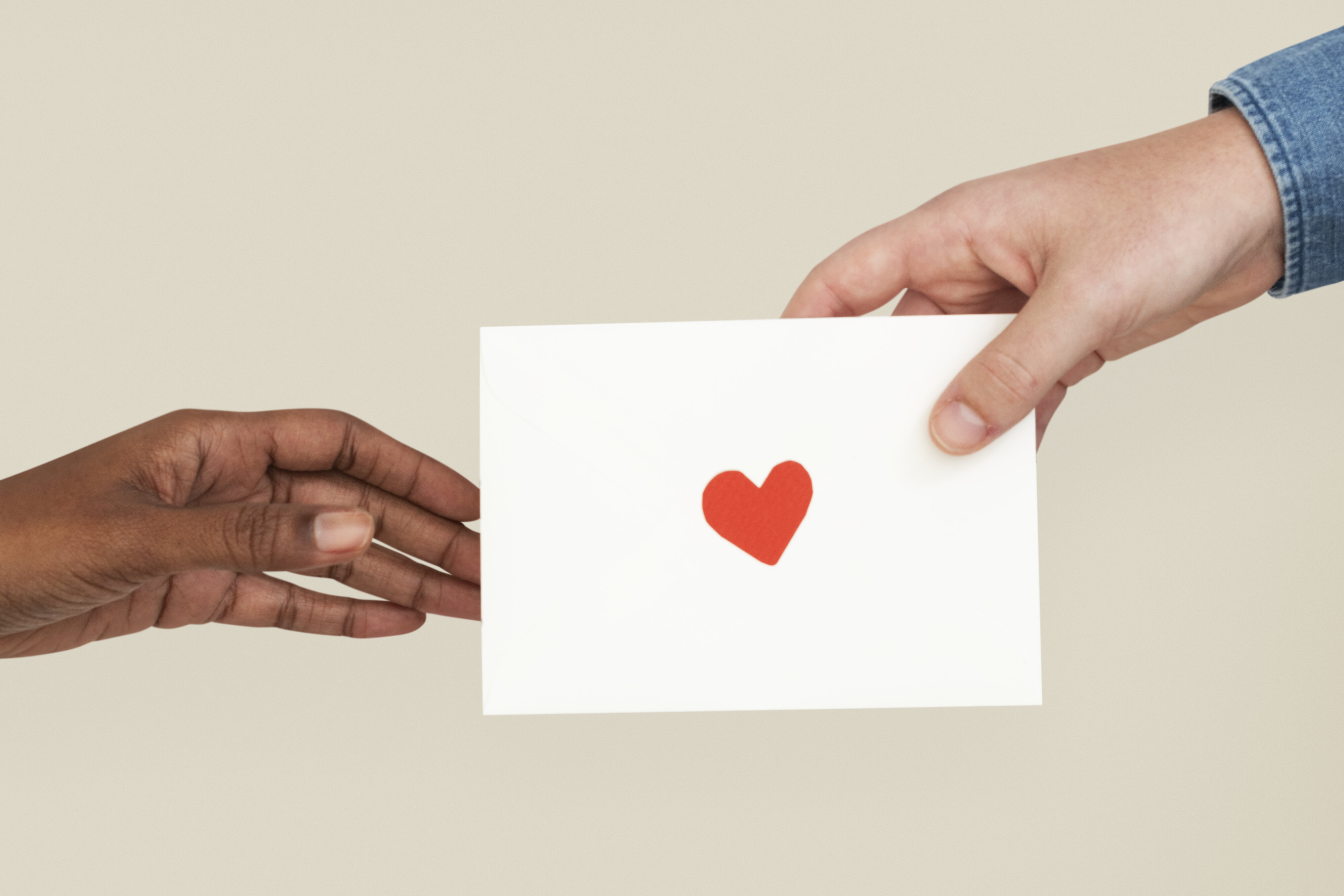 Valentines&rsquo; love letter with diverse hands